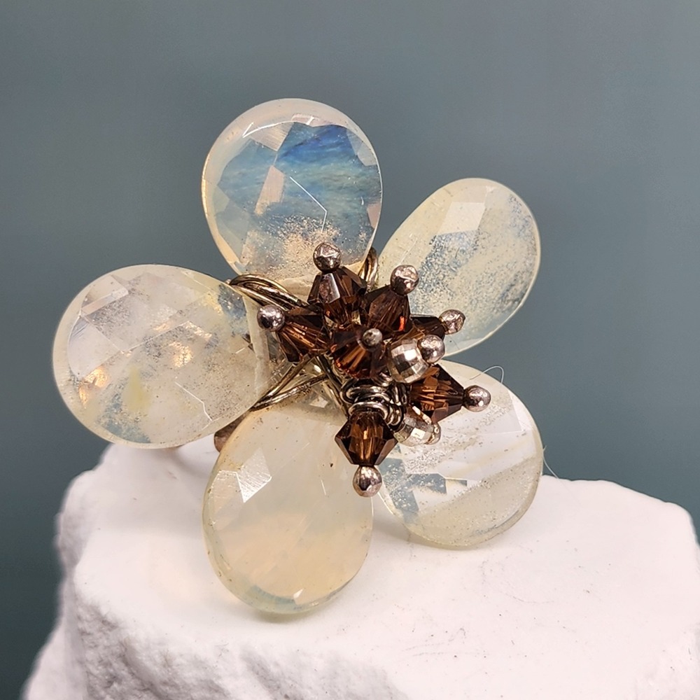 925 Sterling Silver Opalescent Glass Flower Crystal Statement Ring Size 7 Gift